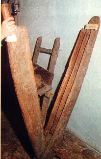 noa77.jpg (21349 byte)